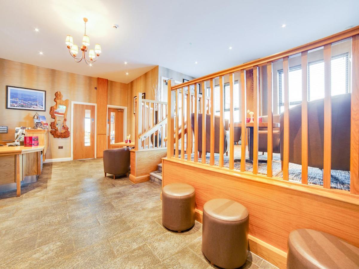 Standing Stones Lodge 벨파스트 외부 사진
